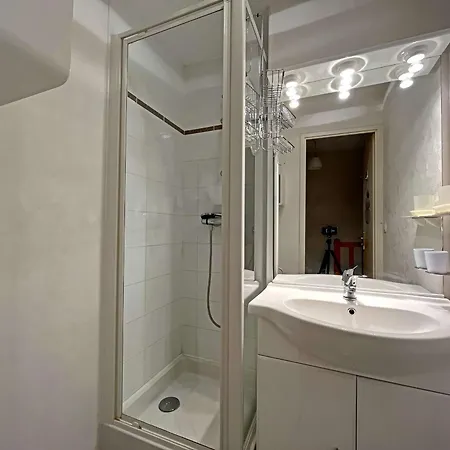 Casa vacanze Maison 2 Chambres, Jardin Clos, Proche Plage, Parking Prive - Fr-1-646-60